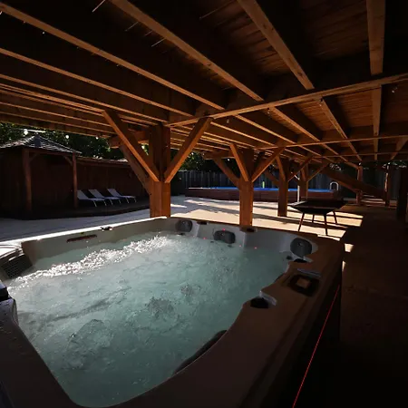 Villa De Gamme - Le Gageac - Piscine &