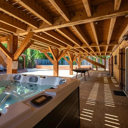 De Gamme - Le Gageac - Piscine & La Roque-Gageac