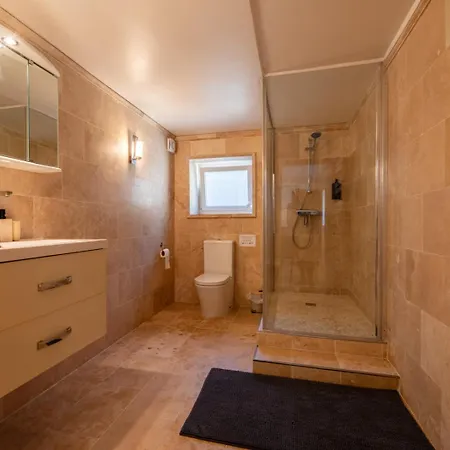 De Gamme - Le Gageac - Piscine & *