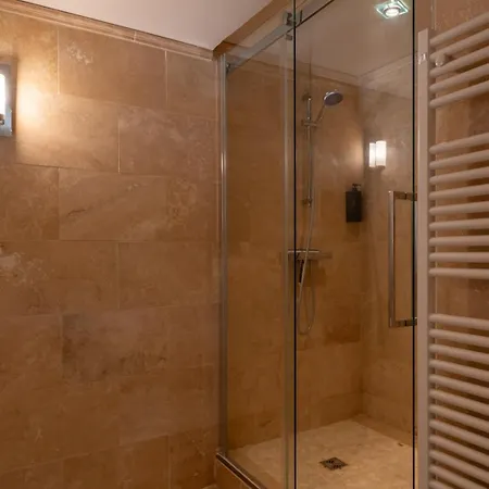 De Gamme - Le Gageac - Piscine & * La Roque-Gageac